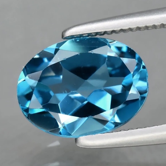 Natural 1.45ct 8x6mm VS Oval London Blue Topaz Brazil